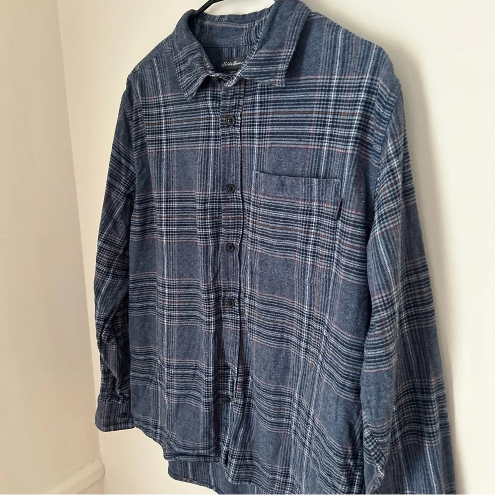 Eddie Bauer Long Sleeve Flannel Button Down Blue Shirt Size Large‎